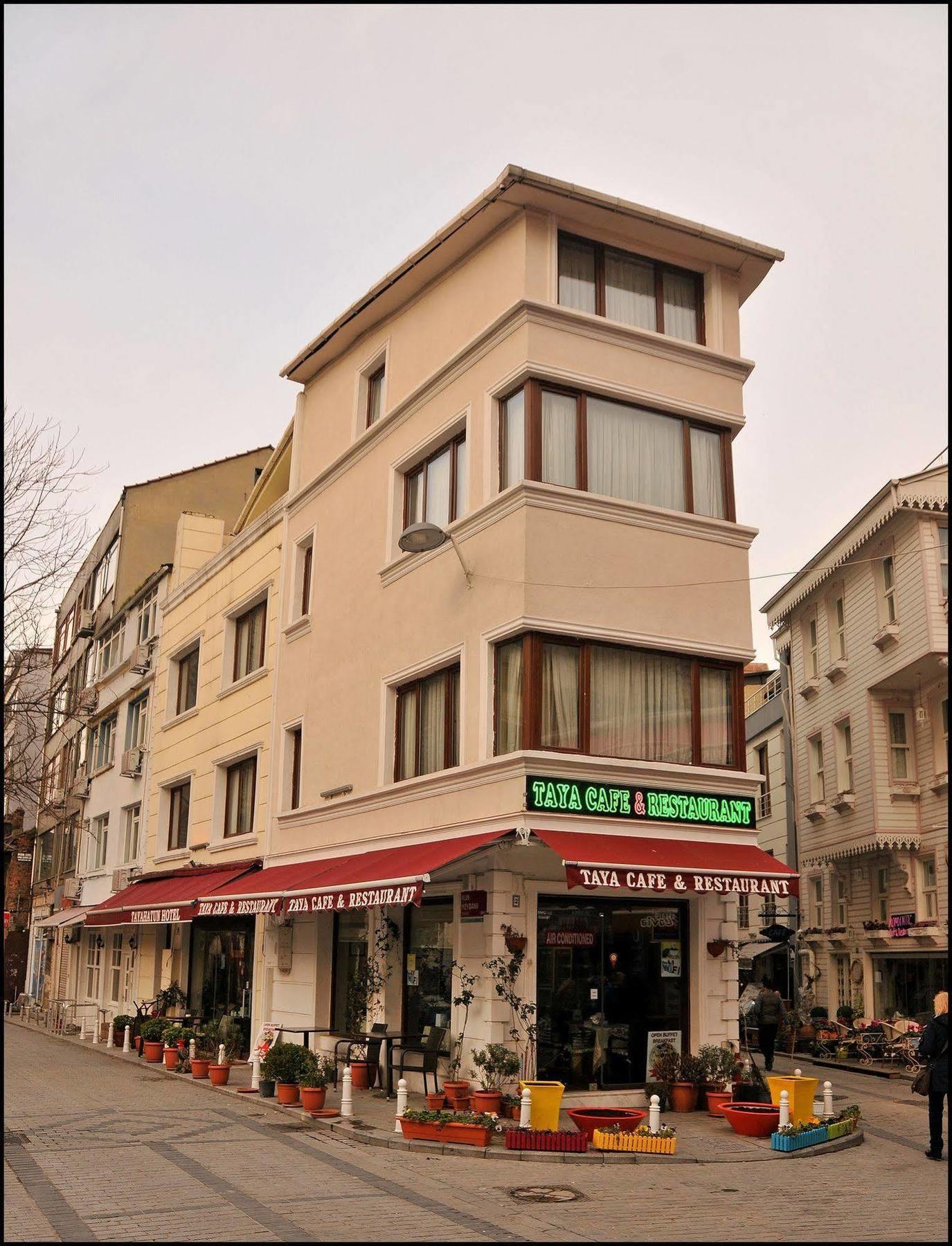 Tayahatun Hotel Istanbul Exterior photo